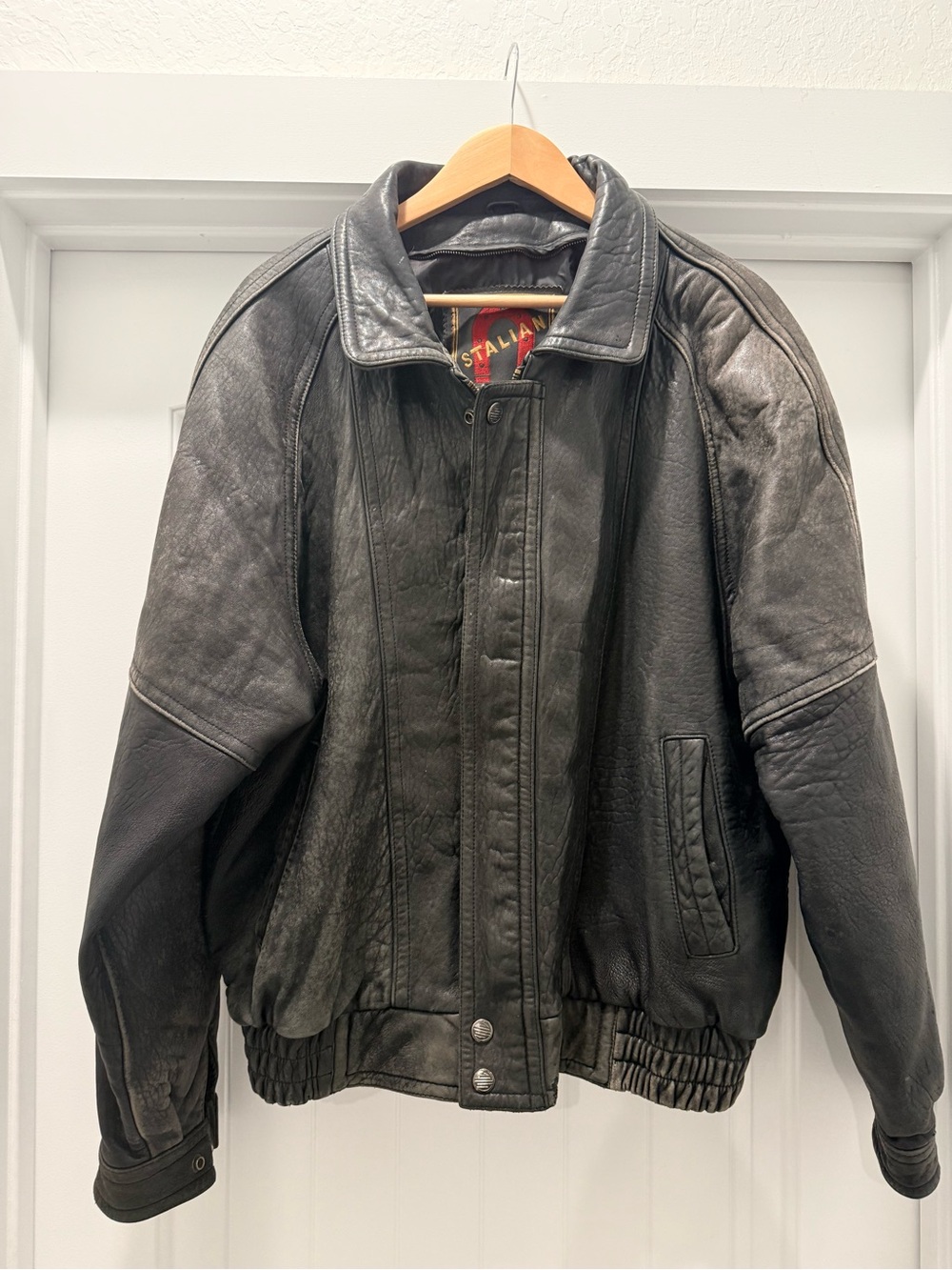 Vintage Black Leather Bomber Jacket